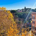 Maria Teresa Apartment - Sophisticated Living And City Links - Quartiere Trieste