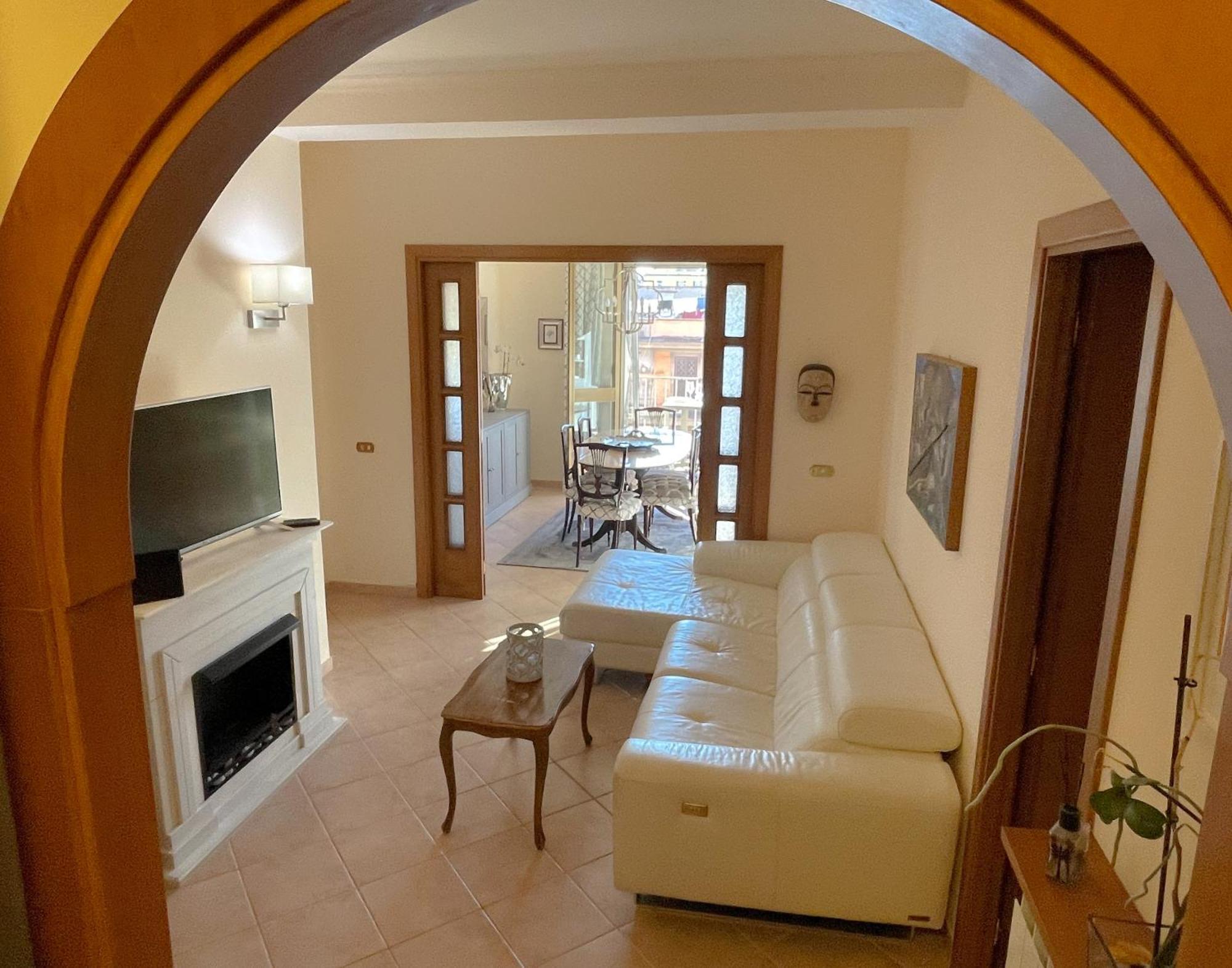 Maria Teresa - Sophisticated Living And Links - Quartiere Trieste Apartment *